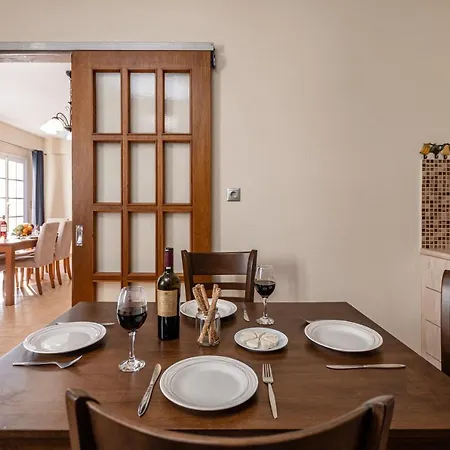 Nick & Debbie's Two-storey