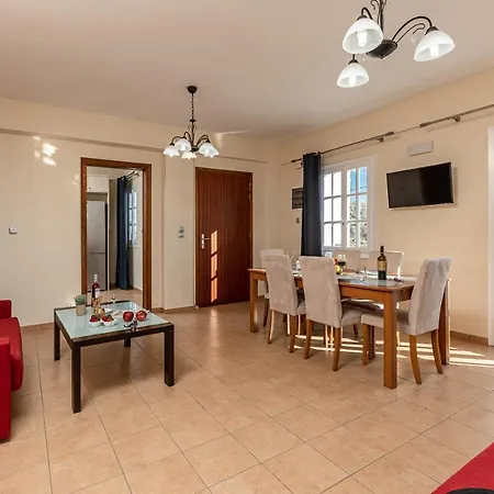 Nick & Debbie's Two-storey Lägenhet